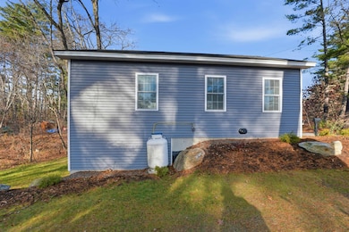 32 Boynton Rd, Meredith, NH 03253 - photo 6