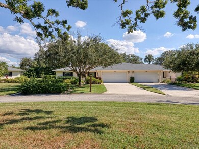 7157 Fairway Bend Cir, Sarasota, FL 34243 - photo 6