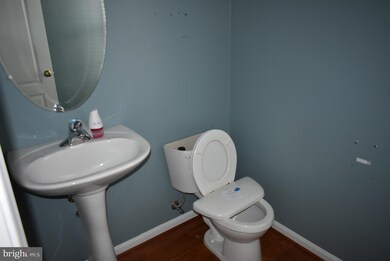 226 Galyn Dr, Knoxville, MD 21758 - photo 4