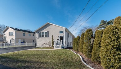 6 S Brookside Ave, North Providence, RI 02911 - photo 2