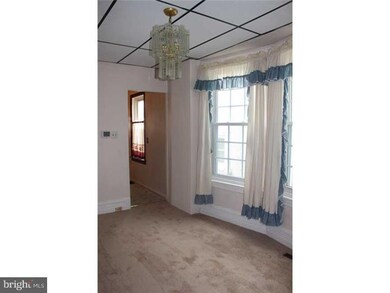 1242 Buttonwood St, Reading, PA 19604 - photo 7