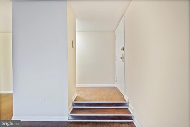 Chestnut Grove Condominiums unit 11224-327, Reston, VA 20190 - photo 5