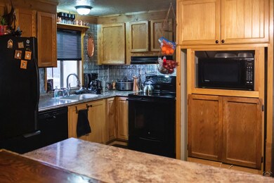 5230 SW Mesa Way, Redmond, OR 97756 - photo 2