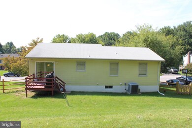 7285 Pommel Dr, Sykesville, MD 21784 - photo 4