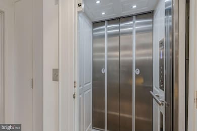 3100 N St NW unit 9, Washington, DC 20007 - photo 3