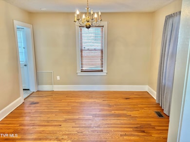 1257 E Center St, Kingsport, TN 37660 - photo 3