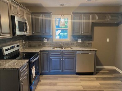 10211 W 56th Terrace, Shawnee, KS 66203 - photo 7