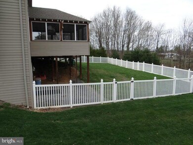 61 Tyler Dr, Chambersburg, PA 17201 - photo 3