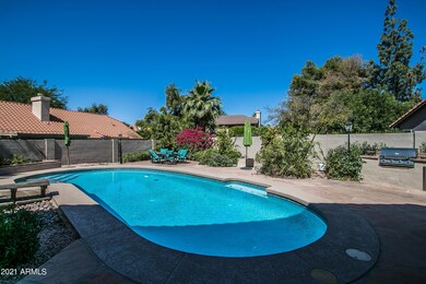 side pool