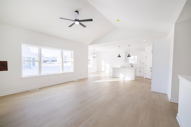 1739 E Kyle Cir, Beloit, WI 53511 - photo 6