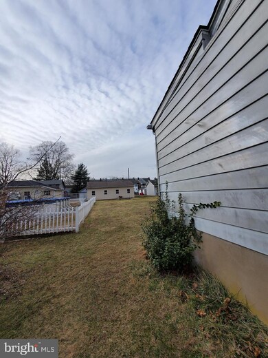 40 S 7th St, Quakertown, PA 18951 - photo 4