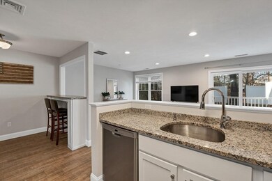 27 Bennett St unit 27, Nashua, NH 03064 - photo 5