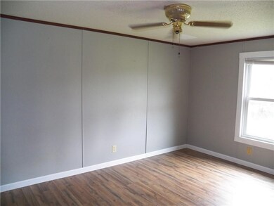 1041 Doyle St, Westminster, SC 29693 - photo 7