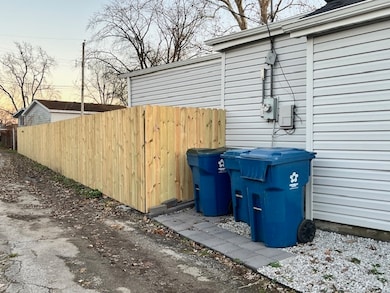 3813 Morgan St, Steger, IL 60475 - photo 5