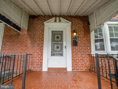 714 Stamford Rd, Baltimore, MD 21229 - photo 2