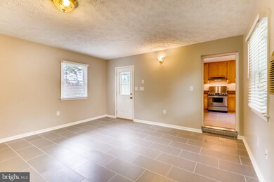 5810 Gambrill Rd, White Marsh, MD 21162 - photo 5