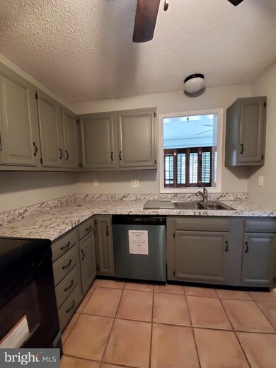 40 Koncer Dr, Martinsburg, WV 25404 - photo 6