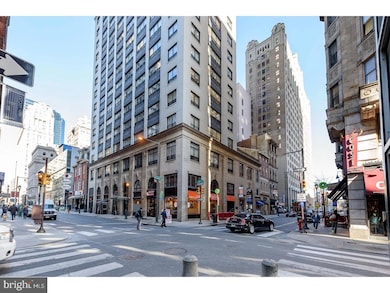 Aria the Condominium unit 2D, Philadelphia, PA 19102 - photo 3