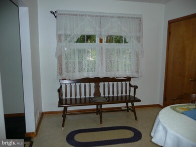 7606 Babikow Rd, Rosedale, MD 21237 - photo 6