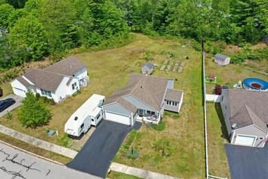 12 Ledgestone CT