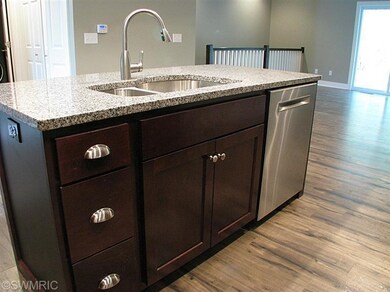 2451 Nuttall Ct unit 22, Holland, MI 49424 - photo 5