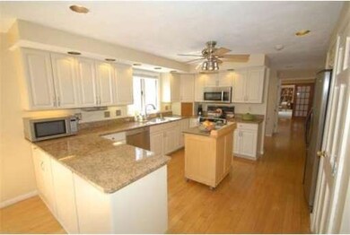 22 Orchard Crossing, Andover, MA 01810 - photo 3