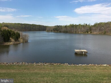 8252 Andrew Forest Way, Fairfax Station, VA 22039 - photo 3