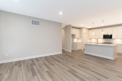 WDRA-0032D-00 Waverly II A-5-dining