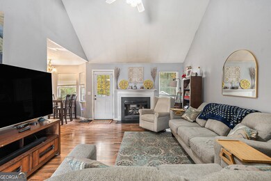 211 Greystone Dr, Carrollton, GA 30116 - photo 2