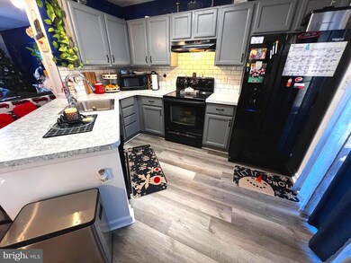 9442 Sea Breeze Ct, North Beach, MD 20714 - photo 3