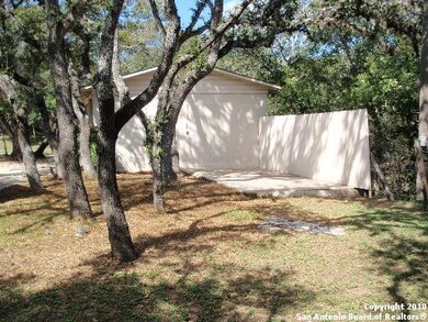 21018 Scenic Loop Rd, Helotes, TX 78023 - photo 3