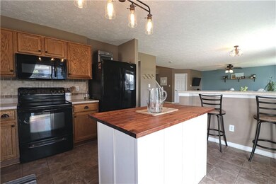 475 Pitch Pine Dr, Whiteland, IN 46184 - photo 4