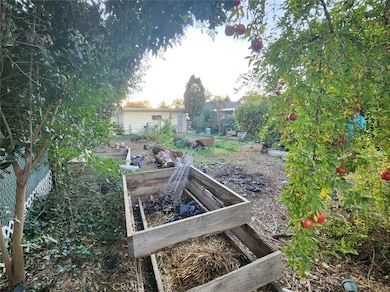 502 Chipman Ave, Gerber, CA 96035 - photo 3