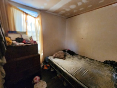 5830 S Carpenter St, Chicago, IL 60621 - photo 4