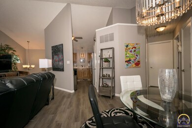 3371 SW Timberlake Ln, Topeka, KS 66614 - photo 6
