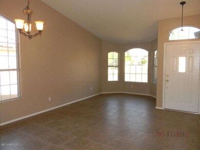 Formal living/dining room