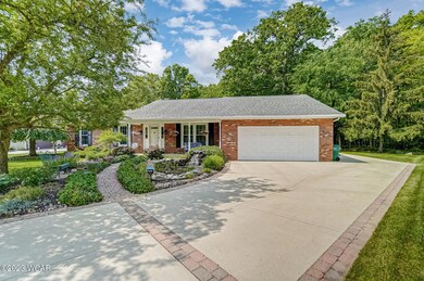 2507 Debbie Dr, Lima, OH 45807 - photo 4