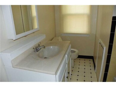 Full Bath.