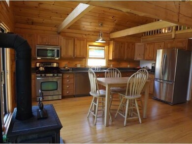 661 Mount Hunger Rd, Henniker, NH 03242 - photo 5