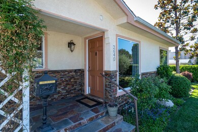 GYP_2640 Montrose Ave_004_MLS