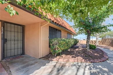 6651 Bubbling Brook Dr unit A, Las Vegas, NV 89107 - photo 2