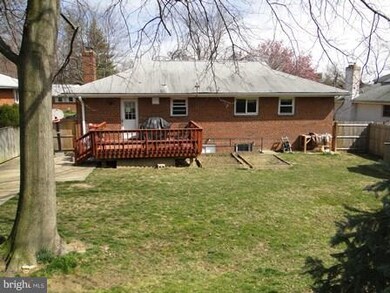 2302 Peggy Ln, Silver Spring, MD 20910 - photo 2