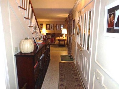 2545 California St, Columbus, IN 47201 - photo 4