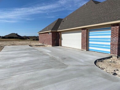 8637 Bricelyn Ct, Godley, TX 76044 - photo 3