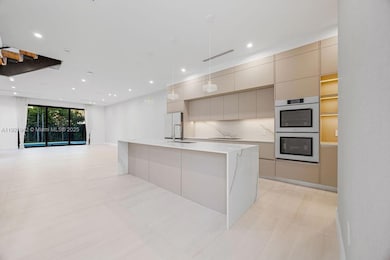 1222 NE 13th Ave, Fort Lauderdale, FL 33304 - photo 3