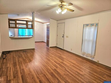 612 N Cascade (#25) Dr unit 25, Woodburn, OR 97071 - photo 6