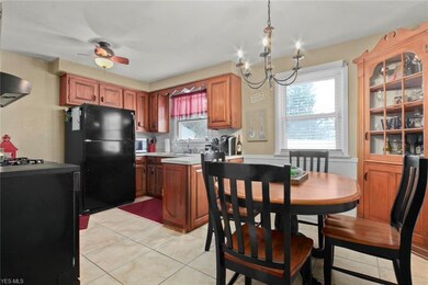 112 Hopewell Dr, Struthers, OH 44471 - photo 4