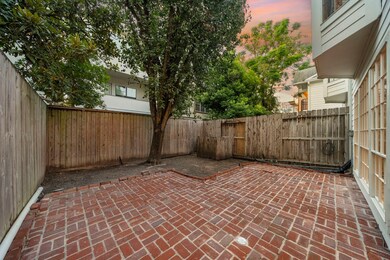 1913 Driscoll St, Houston, TX 77019 - photo 6