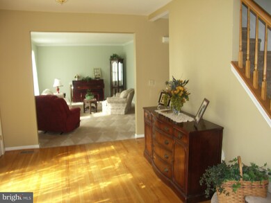 305 Apple Cross Rd, Harpers Ferry, WV 25425 - photo 5