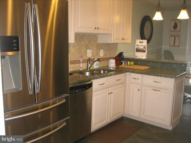 13 Lopa Ct, North Potomac, MD 20878 - photo 6